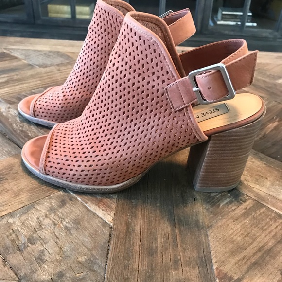 Steve Madden Open toe bootie - Picture 4 of 8